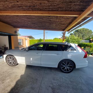 Volvo V90 2020