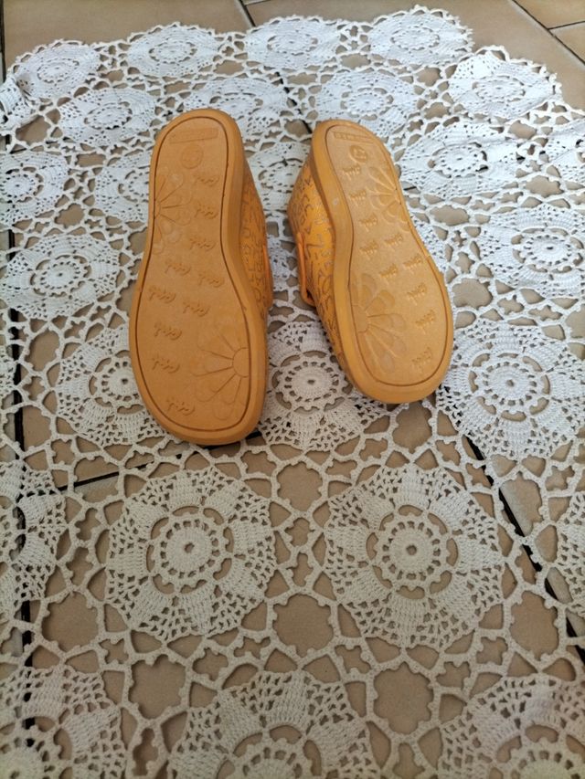 Manoletinas niña amarillas número 27