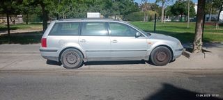 Volkswagen Passat 1998 para aficionados o pieza