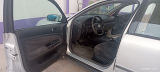 Volkswagen Passat 1998 para aficionados o pieza
