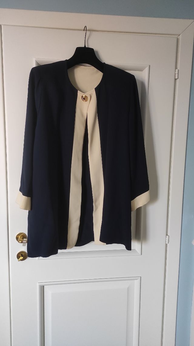 Giacca donna blu e bianca taglia 41 conformata