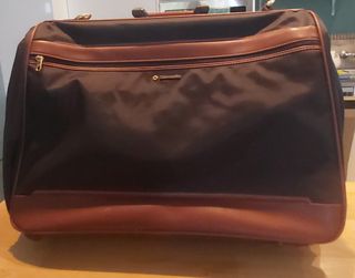 Black samsonite suit carrier
Maleta Porta Traje 