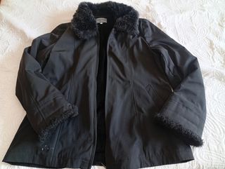 Chaqueta Se-Jin Negra con Pelo