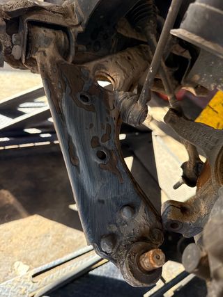 BRAZO SUSPENSION DELANTERO IZQUIERDO OPEL CORSA E