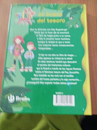 Kika Superbruja en busca del tesoro (Kika Super...