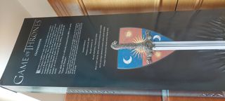 Espada oficial Guardajuramentos (Oathkeeper)