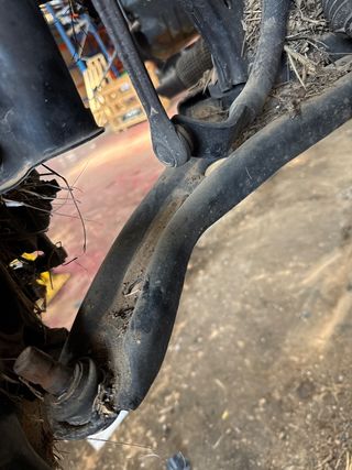 BRAZO SUSPENSION DELANTERO IZQUIERDO FORD TRANSIT COURIER (C4A)