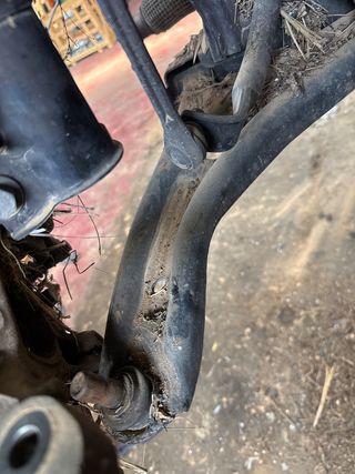 BRAZO SUSPENSION DELANTERO IZQUIERDO FORD TRANSIT COURIER (C4A)