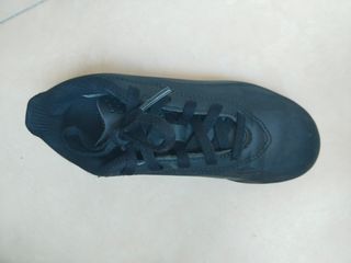 Botas fútbol Adidas Crazyfast niño/a. Cómo nuevas!