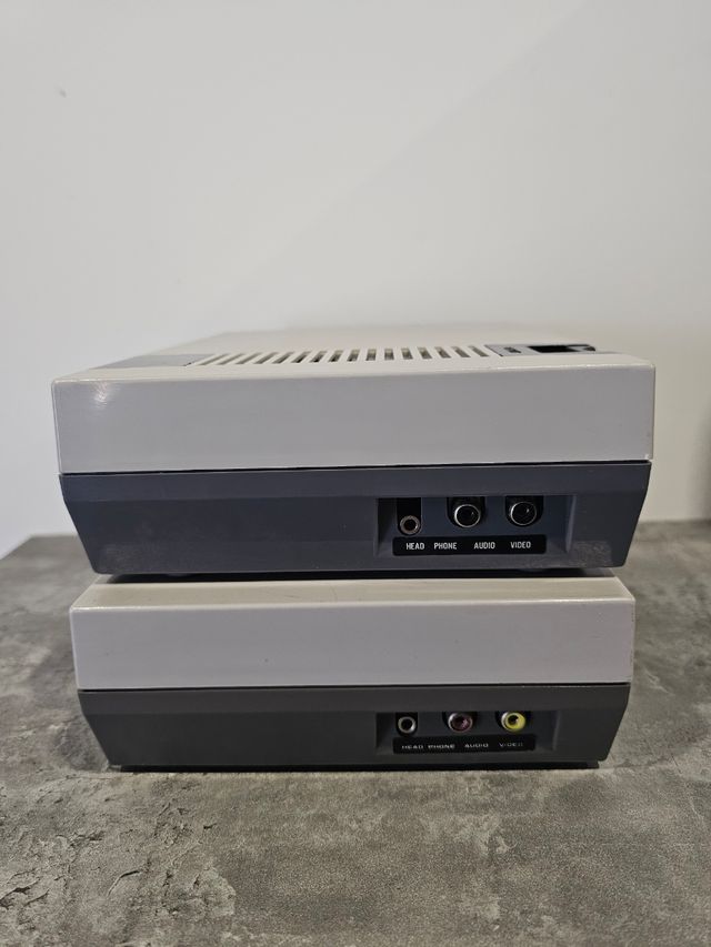 Nintendo NES Console Clássica Cinza