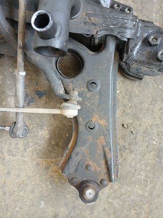 BRAZO SUSPENSION DELANTERO DERECHO FIAT 500L (330)