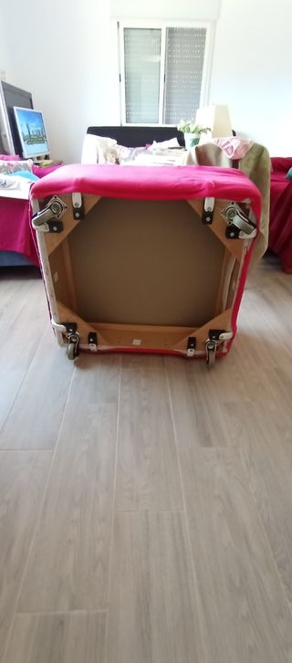 Pouf rosa Ikea