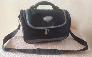 Neceser y Estuche Tango Negro/Gris