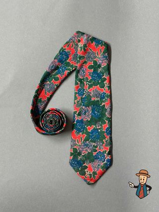 Corbata floral seda tonos rojos y azules