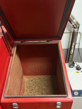 Calefacción Biomasa + depósito de 500 litros