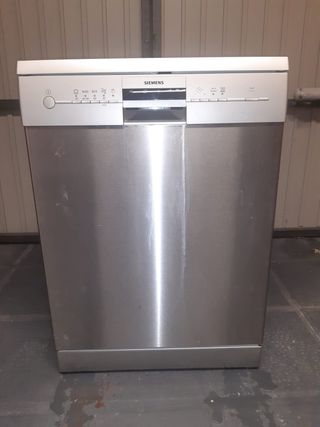 Lavavajillas Siemens Acero  tres bandejas 