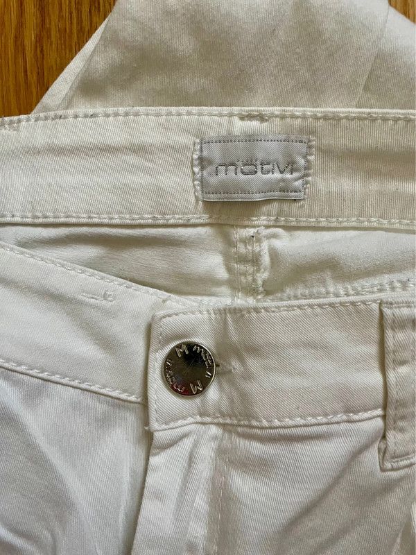 Pantaloni bianchi Motivi taglia 44