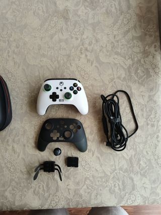 Mando Xbox PowerA Fusion Pro 2 wired controller 