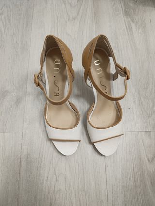 Zapatos Unisa tacón piel marrón y blanco