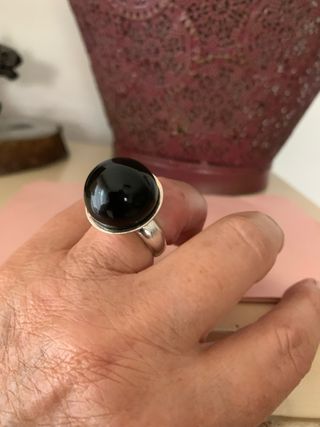 Anillo Tous bola negra y plata de ley