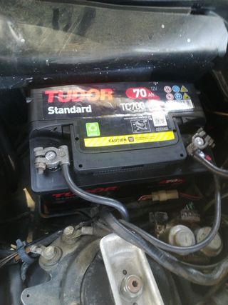 Batería Tudor 70Ah 12V Coche Nueva