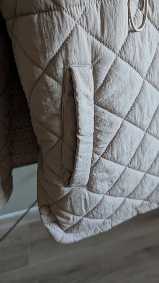 Plumífero ultraligero beige/topo Talla S/M