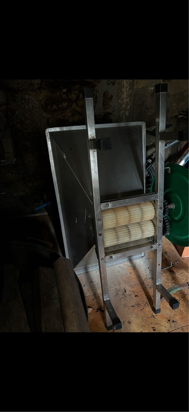 Cubeta Bidón Vino  + Depósito De Vino + Triturador