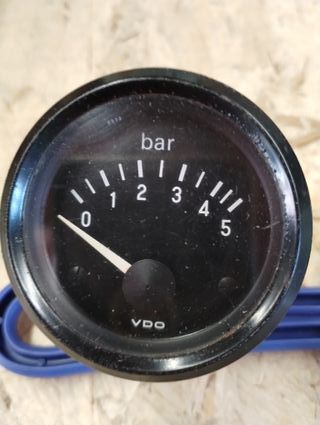 Manometro VDO 5 bar pressione olio usato + acc.ri