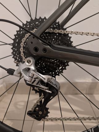 Bicicleta Specialized DIVERGE Rival 