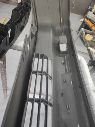 Paragolpes R11 - Ref 7701465943