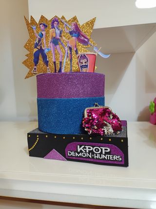 Torta scenografica K-POP