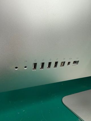 Apple iMac A1311 Plata (Sin disco duro)