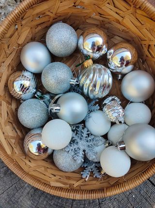 Set Palline Natalizie Argento e Bianco