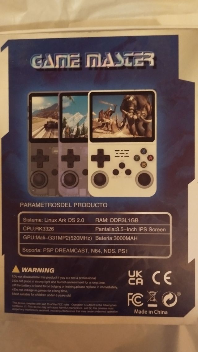 Videoconsola portátil GAME MASTER R36S Blanca