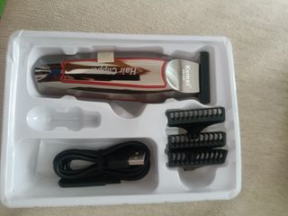 Cortadora de Pelo Kemei KM-032