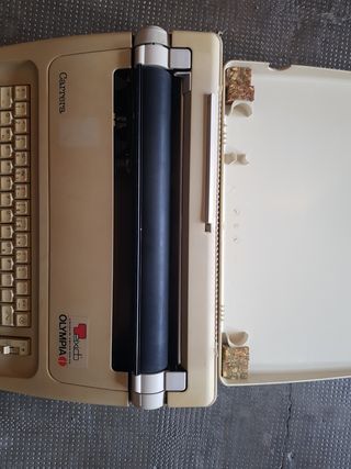 Máquina de escribir Olympia Carrera