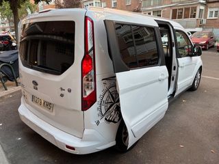 Ford Grand Tourneo Connec 2017