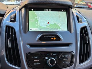 Ford Grand Tourneo Connec 2017
