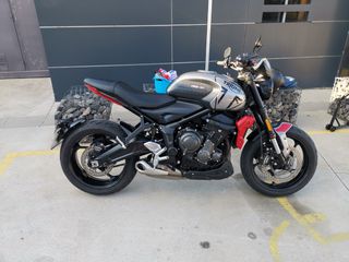 Triumph Trident 660