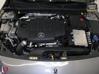 Mercedes Clase A 200 D AMG Line + PAQUETE ADVANTAGE 150