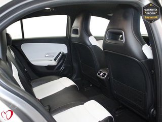 Mercedes Clase A 200 D AMG Line + PAQUETE ADVANTAGE 150