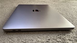 MacBook Pro 13 2016 4 Puertos TB Gris Espacial