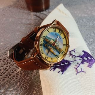 Reloj de pulsera personalizado marrón y dorado