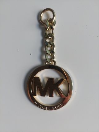 Charm Michael Kors Dorado