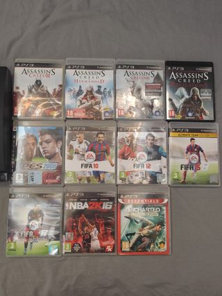 Consola PS3 + 23 juegos 