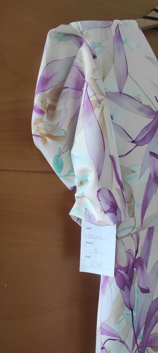 Vestido floral elegante talla S