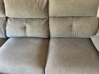 Sofá 3 plazas gris con canapé