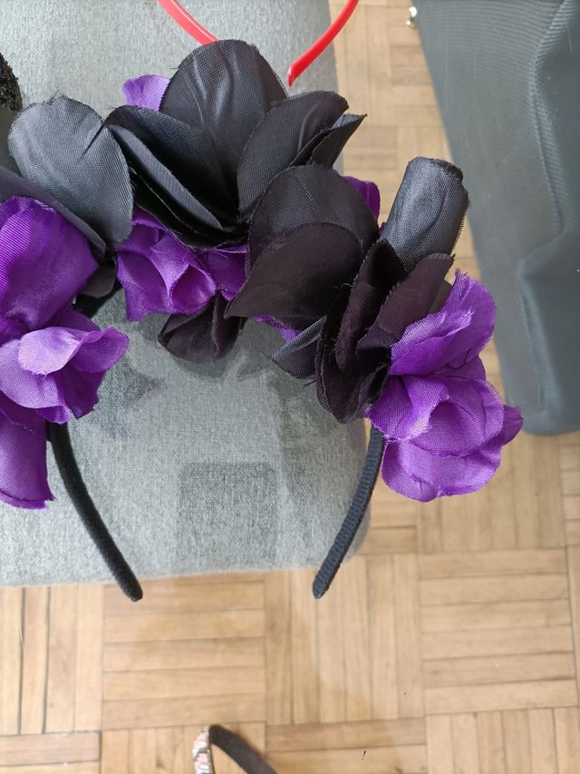 Diadema Flores Catrina Negra y Morada