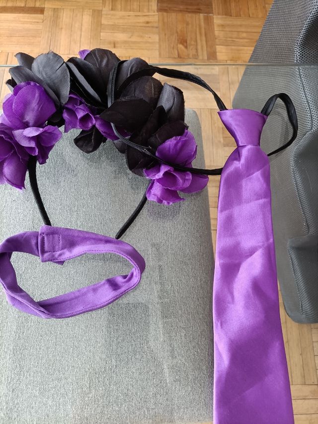 Diadema Flores Catrina Negra y Morada