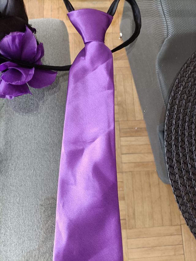 Diadema Flores Catrina Negra y Morada